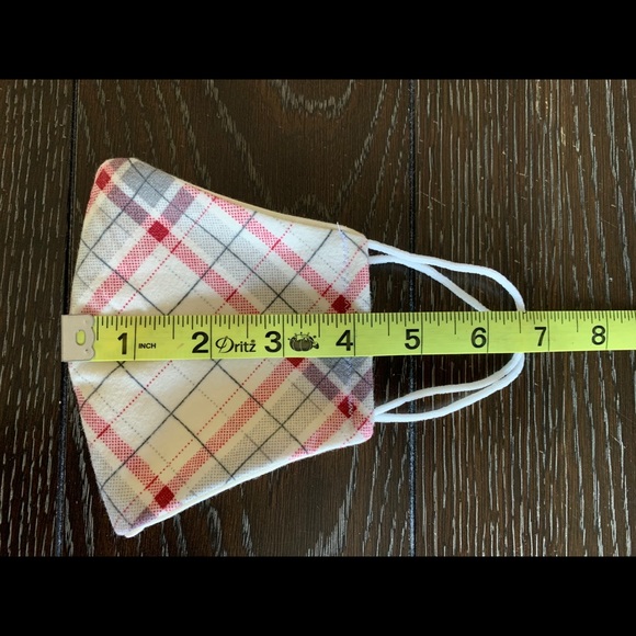 1 /$5 Stylish plaid face mask 😷 - Picture 6 of 7